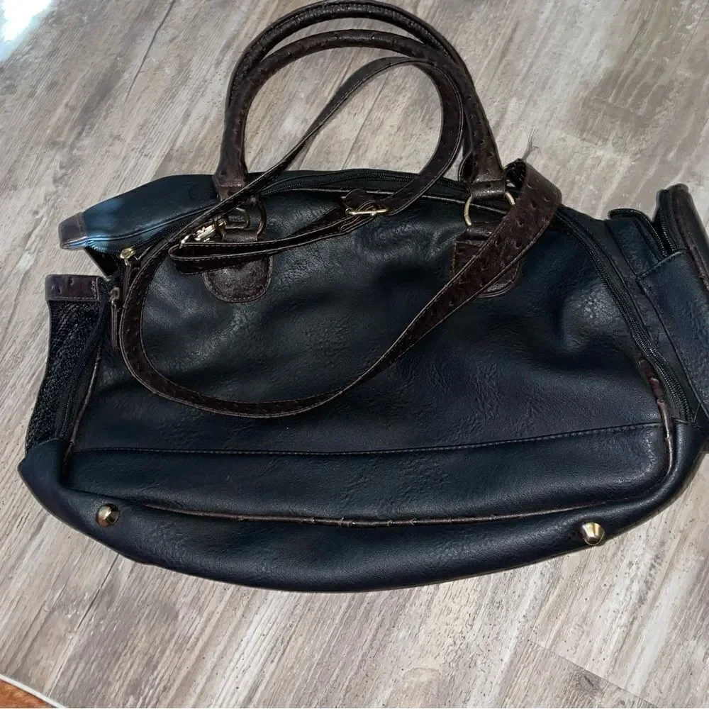 New Bueno dog tote-carrier with on board storage